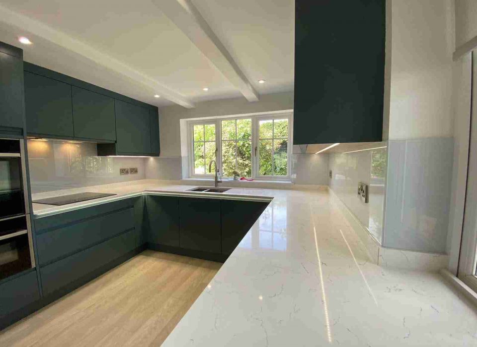 Kitchen Splashbacks Devon - Clearly Glass Ltd